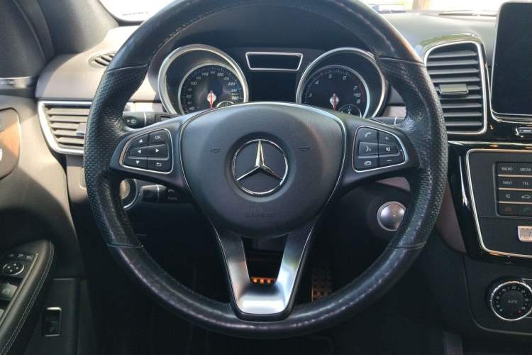 Used Mercedes-Benz GLE  Steering Wheel