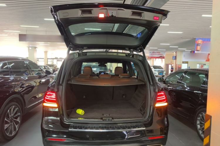 Used Mercedes-Benz GLE 2019 GLE 320 4MATIC Dynamic Edition Prestige Model Trunk