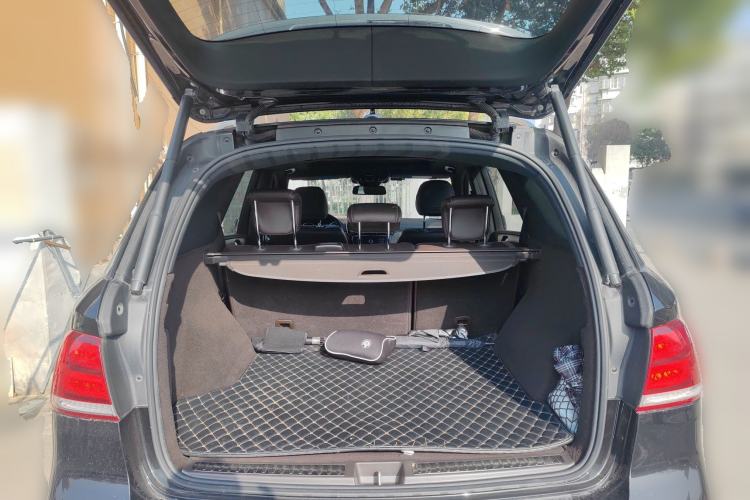 Used Mercedes-Benz GLE 2019 GLE 320 4MATIC Dynamic Edition Prestige Model Trunk