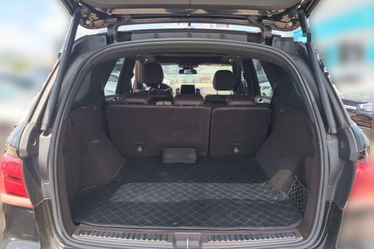 Used Mercedes-Benz GLE 2019 GLE 320 4MATIC Dynamic Edition Prestige Model Trunk