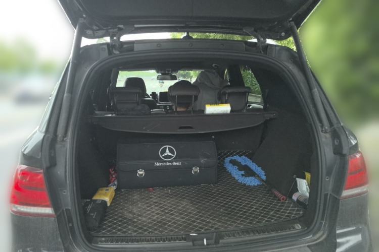 Used Mercedes-Benz GLE 2019 GLE 320 4MATIC Dynamic Edition Prestige Model Trunk
