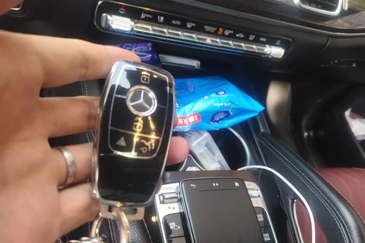 Used Mercedes-Benz GLE  Vehicle Key