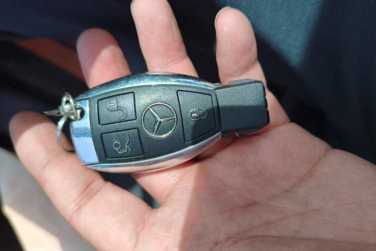 Used Mercedes-Benz GLE 2019 GLE 320 4MATIC Dynamic Edition Prestige Model Vehicle Key