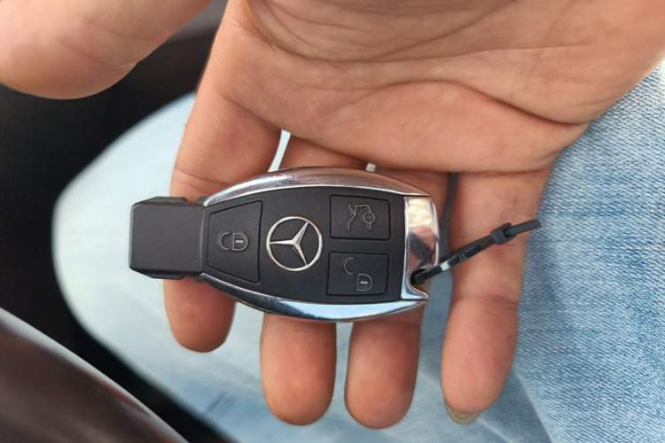 Used Mercedes-Benz GLE 2019 GLE 320 4MATIC Dynamic Edition Prestige Model Vehicle Key