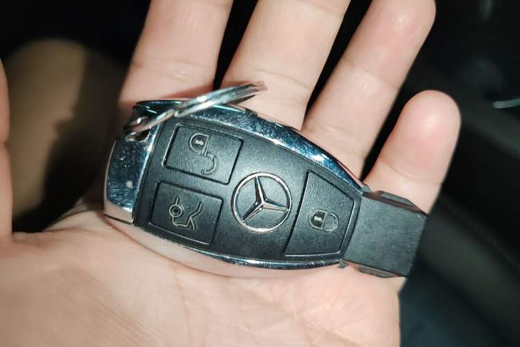 Used Mercedes-Benz GLE 2019 GLE 320 4MATIC Dynamic Edition Prestige Model Vehicle Key