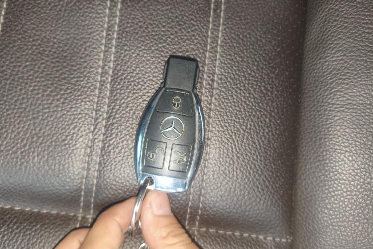 Used Mercedes-Benz GLE 2019 GLE 320 4MATIC Dynamic Edition Prestige Model Vehicle Key