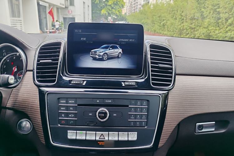 Used Mercedes-Benz GLE 2019 GLE 320 4MATIC Dynamic Edition Prestige Model Audio And AC Panel