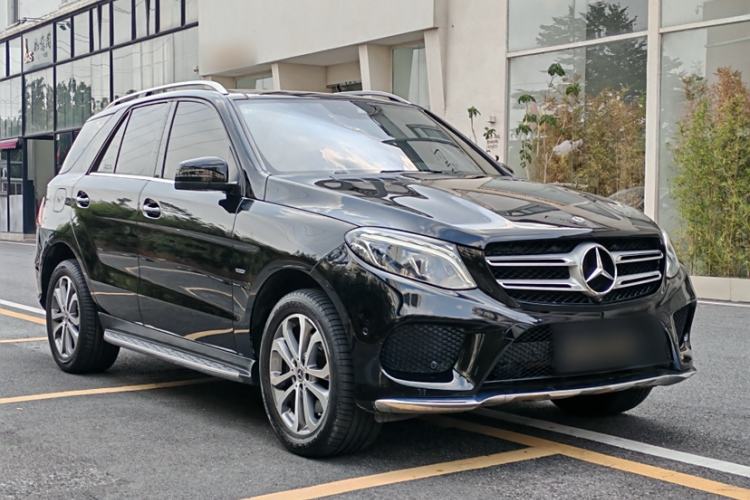 Used Mercedes-Benz GLE 2019 GLE 320 4MATIC Dynamic Edition Prestige Model Exterior 2