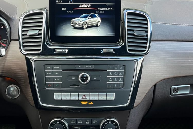 Used Mercedes-Benz GLE 2019 GLE 320 4MATIC Dynamic Edition Prestige Model Audio And AC Panel