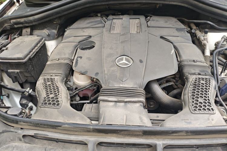 Used Mercedes-Benz GLE 2019 GLE 320 4MATIC Dynamic Edition Prestige Model Engine Bay