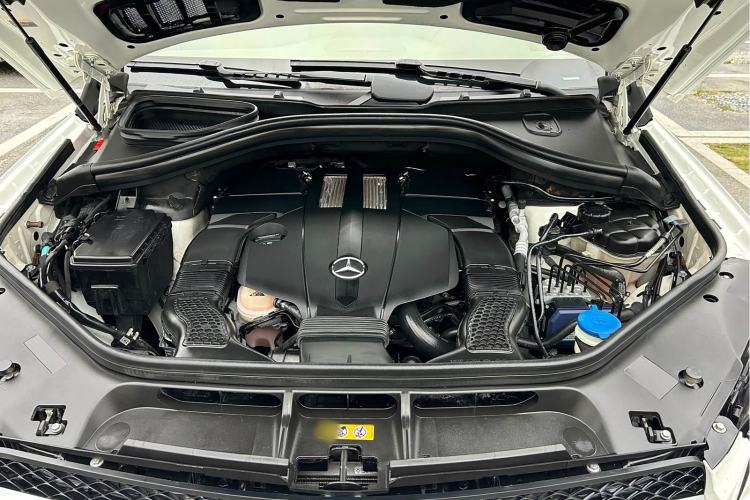 Used Mercedes-Benz GLE 2019 GLE 320 4MATIC Luxury Collection Edition Engine Bay