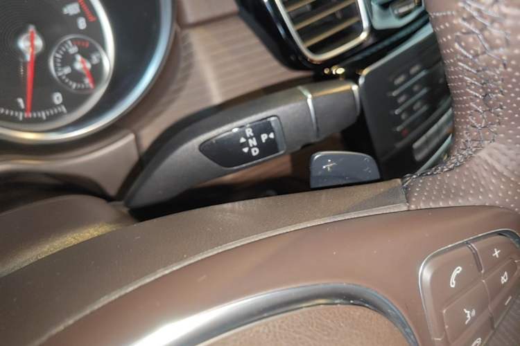 Used Mercedes-Benz GLE 2019 GLE 320 4MATIC Dynamic Edition Prestige Model Gear Lever