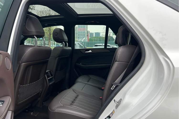 Used Mercedes-Benz GLE 2019 GLE 320 4MATIC Luxury Collection Edition Headliner
