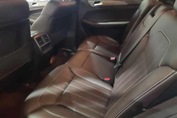 Used Mercedes-Benz GLE 2019 GLE 320 4MATIC Luxury Collection Edition Left Rear Seat