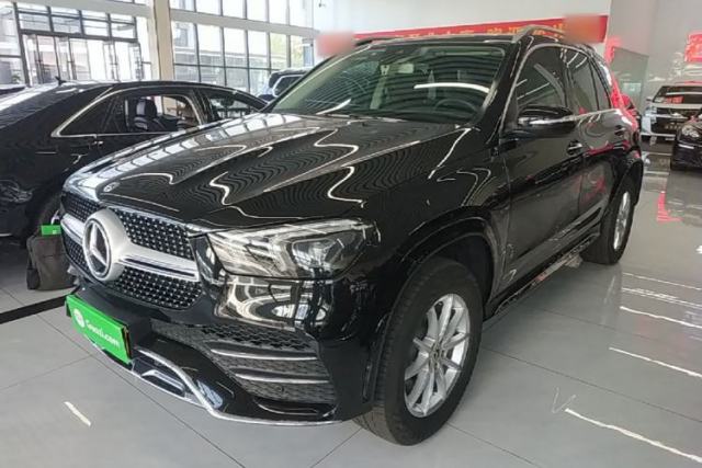 Ojetý Mercedes-Benz GLE 2020 Restyled GLE 350 4MATIC Fashion Edition Special Version