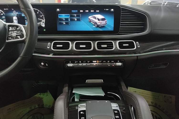 Used Mercedes-Benz GLE 2020 GLE 350 4MATIC Fashion Model Audio And AC Panel