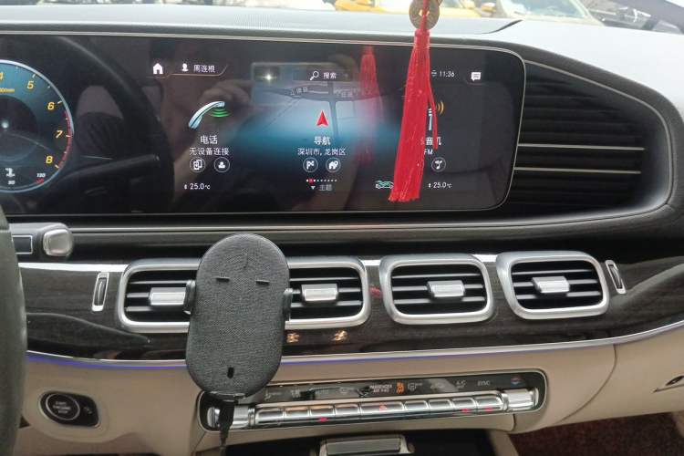 Used Mercedes-Benz GLE 2020 Restyled GLE 350 4MATIC Fashion Edition Audio And AC Panel