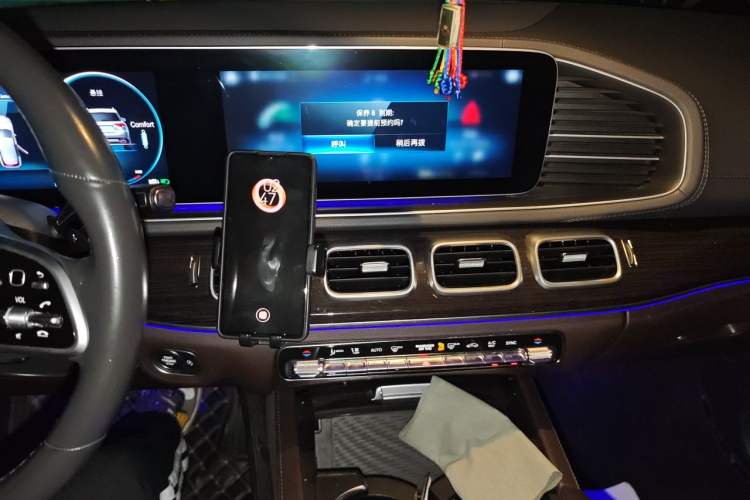 Used Mercedes-Benz GLE 2020 GLE 350 4MATIC Fashion Model Audio And AC Panel