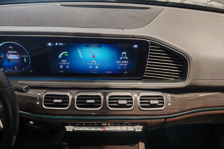 Used Mercedes-Benz GLE 2020 Restyled GLE 350 4MATIC Fashion Edition Audio And AC Panel
