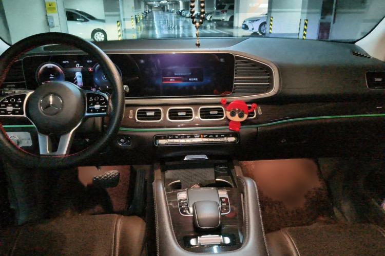 Used Mercedes-Benz GLE 2020 Restyled GLE 350 4MATIC Fashion Edition Audio And AC Panel