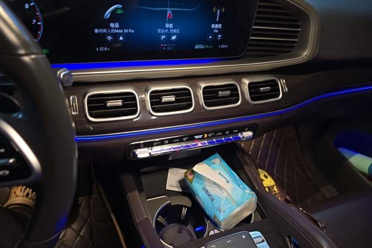 Used Mercedes-Benz GLE 2020 Restyled GLE 350 4MATIC Fashion Edition Audio And AC Panel
