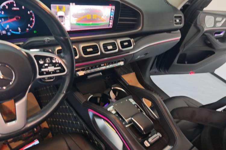 Used Mercedes-Benz GLE 2020 Restyled GLE 350 4MATIC Fashion Edition Audio And AC Panel