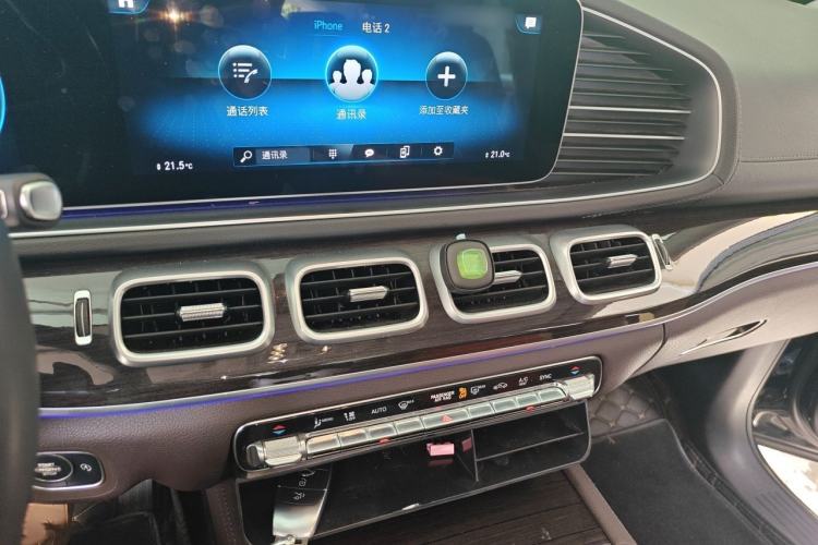 Used Mercedes-Benz GLE 2020 Restyled GLE 350 4MATIC Fashion Edition Audio And AC Panel