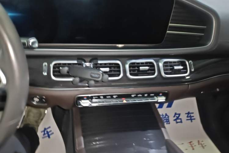 Used Mercedes-Benz GLE 2020 GLE 350 4MATIC Fashion Model Audio And AC Panel