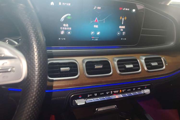 Used Mercedes-Benz GLE  Audio And AC Panel