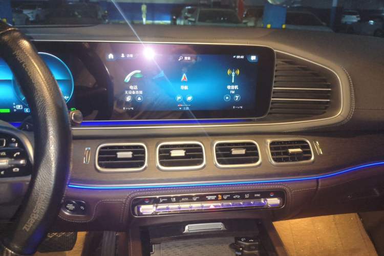 Used Mercedes-Benz GLE  Audio And AC Panel