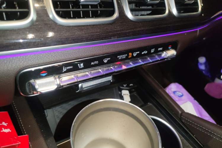 Used Mercedes-Benz GLE 2020 GLE 350 4MATIC Fashion Model Audio And AC Panel