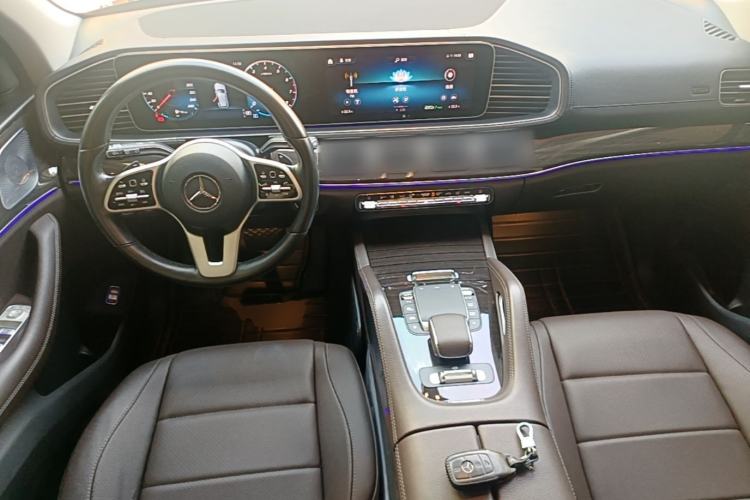 Used Mercedes-Benz GLE 2020 Restyled GLE 350 4MATIC Fashion Edition Center Console
