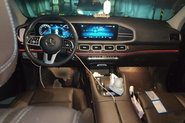 Used Mercedes-Benz GLE 2020 Restyled GLE 350 4MATIC Fashion Edition Center Console