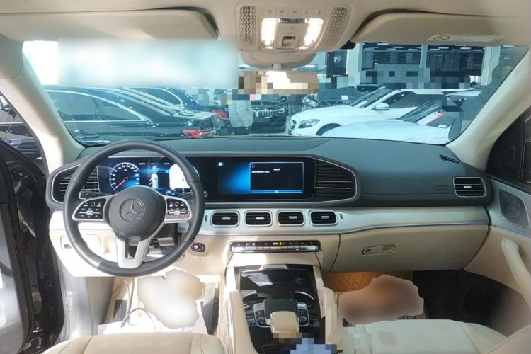 Used Mercedes-Benz GLE 2020 GLE 350 4MATIC Dynamic Edition Center Console