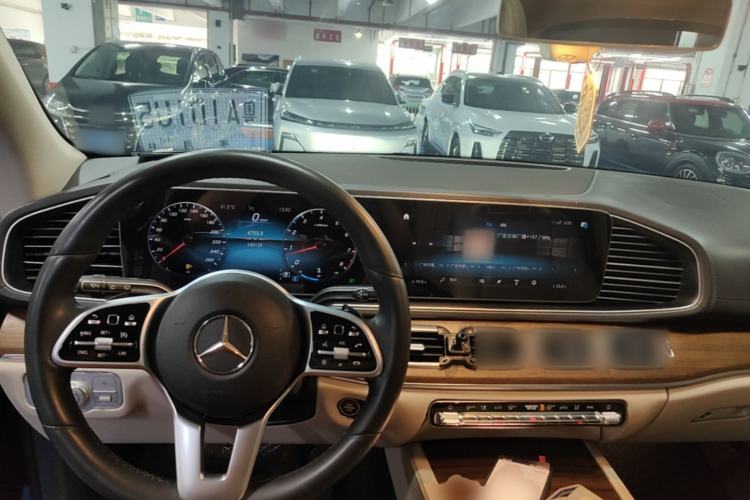 Used Mercedes-Benz GLE 2020 GLE 350 4MATIC Luxury Model Center Console