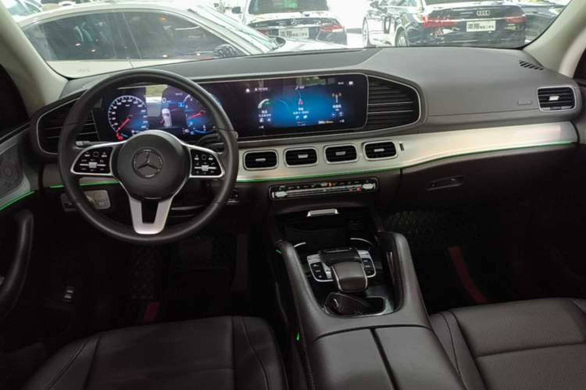 Used Mercedes-Benz GLE 2020 GLE 350 4MATIC Dynamic Edition Special Version Center Console