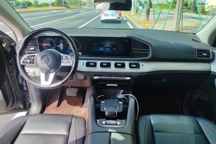 Used Mercedes-Benz GLE 2020 GLE 350 4MATIC Fashion Model Center Console
