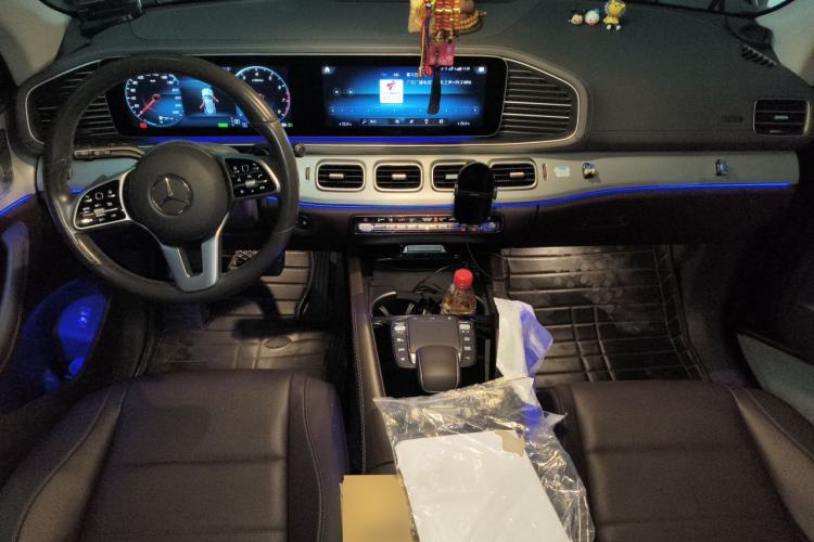Used Mercedes-Benz GLE 2020 Restyled GLE 450 4MATIC Dynamic Edition Center Console