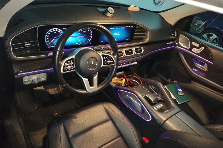 Used Mercedes-Benz GLE 2020 Restyled GLE 350 4MATIC Fashion Edition Center Console