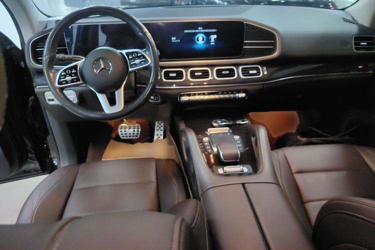 Used Mercedes-Benz GLE 2020 Restyled GLE 350 4MATIC Fashion Edition Center Console