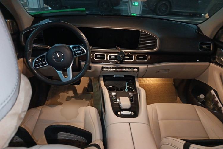 Used Mercedes-Benz GLE 2020 Restyled GLE 350 4MATIC Fashion Edition Center Console