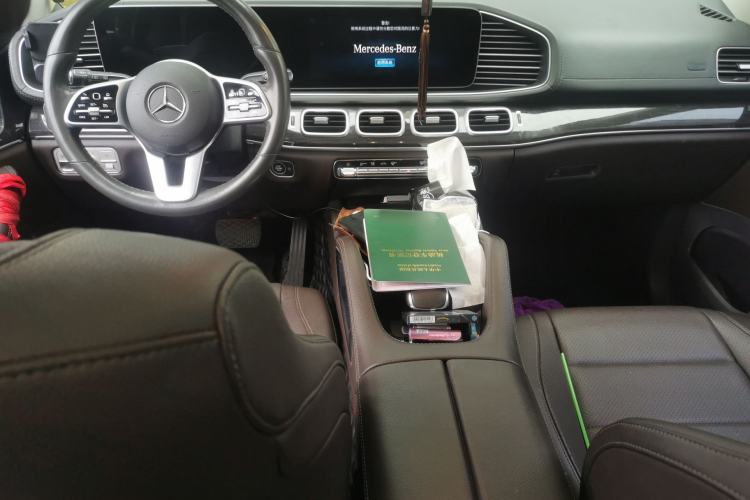 Used Mercedes-Benz GLE 2020 Restyled GLE 350 4MATIC Fashion Edition Center Console