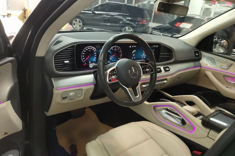Used Mercedes-Benz GLE 2020 Restyled GLE 450 4MATIC Dynamic Edition Center Console