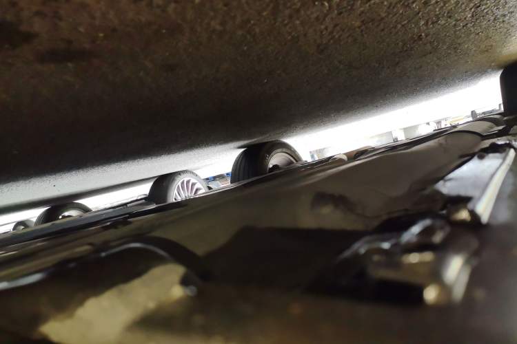 Used Mercedes-Benz GLE 2020 GLE 350 4MATIC Fashion Model Chassis Front Right