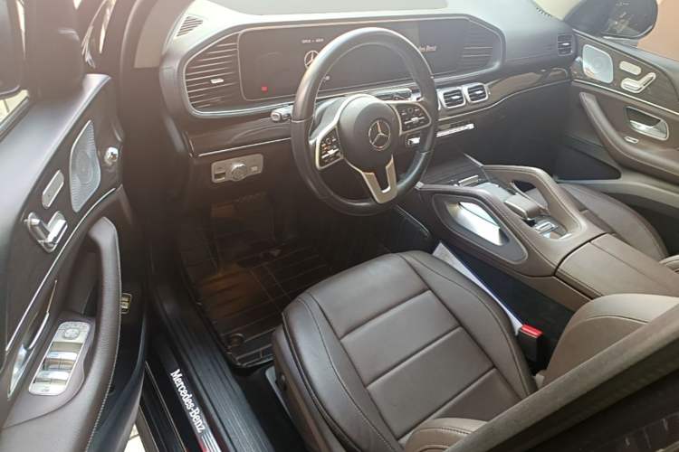 Used Mercedes-Benz GLE 2020 Restyled GLE 350 4MATIC Fashion Edition Driver Seat