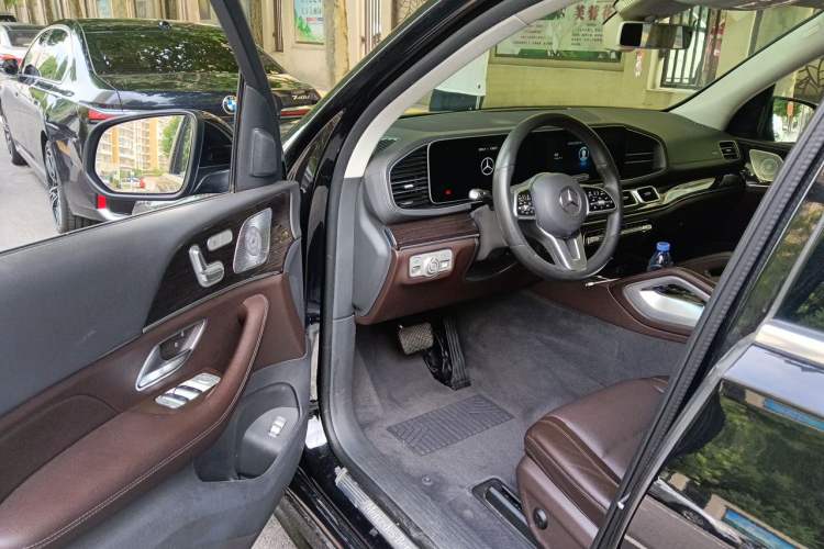 Used Mercedes-Benz GLE 2020 Restyled GLE 350 4MATIC Fashion Edition Driver Seat