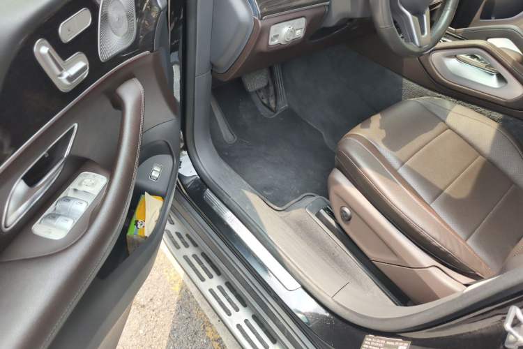 Used Mercedes-Benz GLE 2020 Restyled GLE 350 4MATIC Fashion Edition Driver Seat