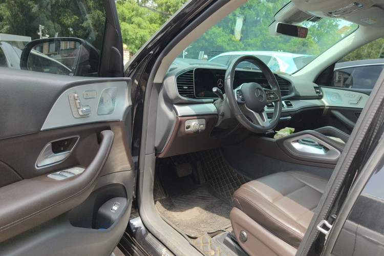 Used Mercedes-Benz GLE 2020 Restyled GLE 450 4MATIC Dynamic Edition Driver Seat