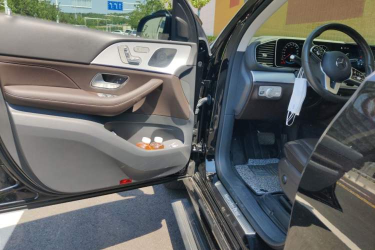 Used Mercedes-Benz GLE 2020 Restyled GLE 450 4MATIC Dynamic Edition Driver Seat
