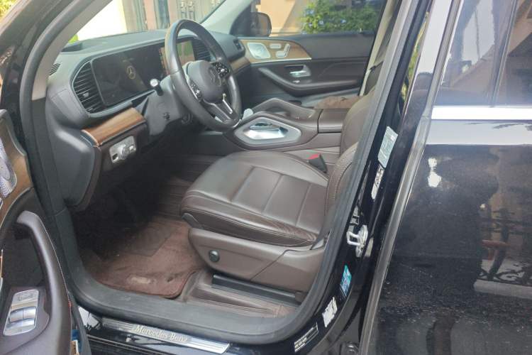 Used Mercedes-Benz GLE 2020 GLE 350 4MATIC Luxury Model Driver Seat